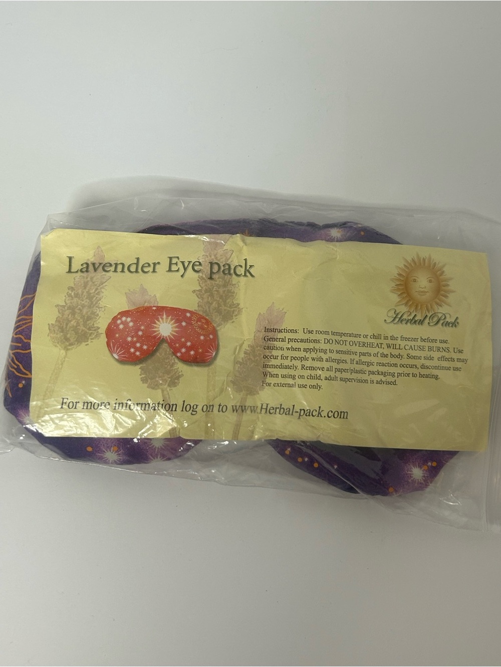 Lavender Eye Aromatherapy Pillow Comfort Spa Purple Moon Sun New in packaging - Picture 1 of 5